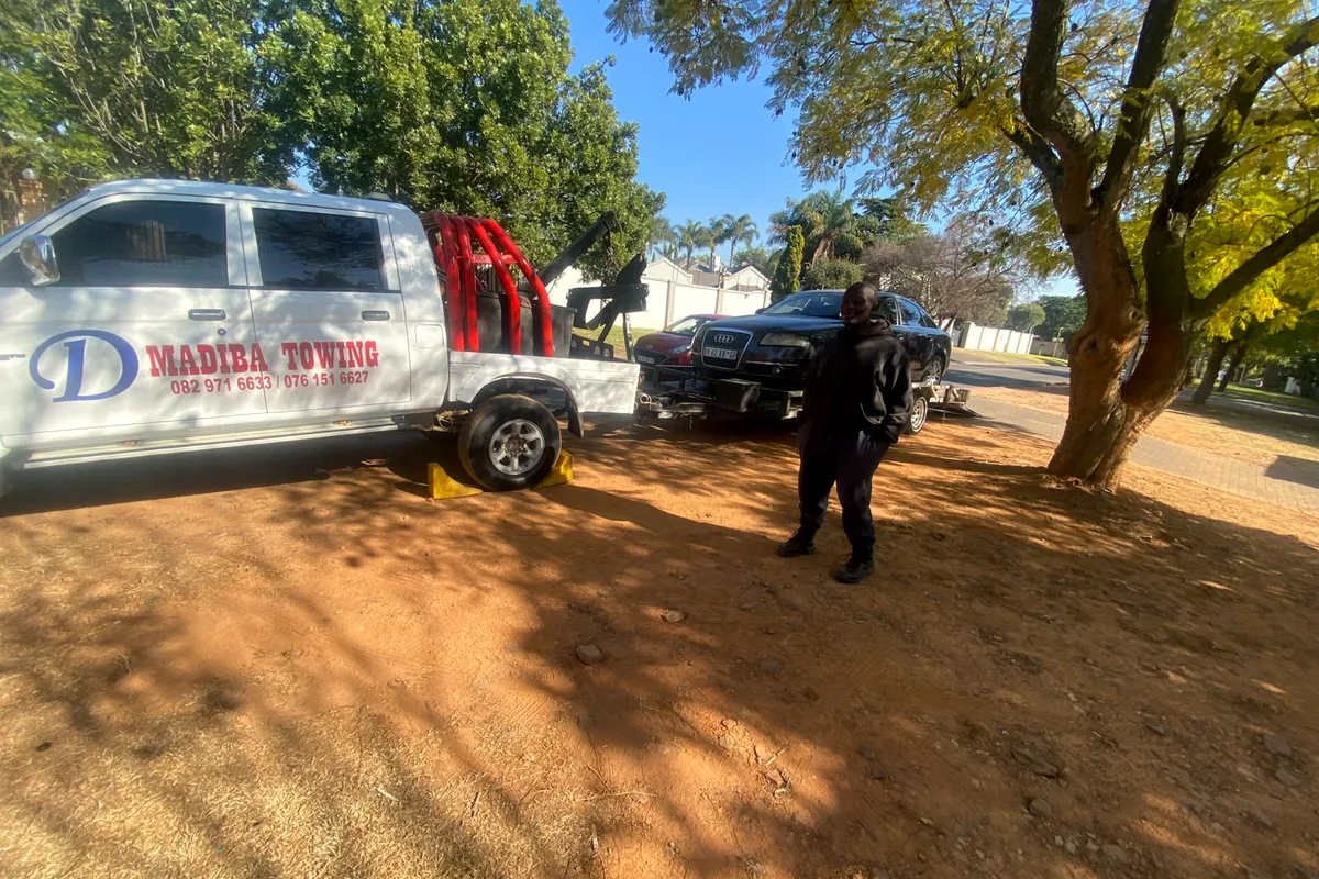 Roadside towing operation in progress